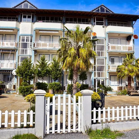 White Sea View Velipojë