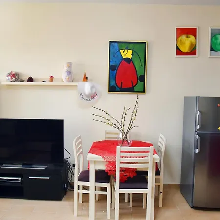 White Sea View Lägenhet Velipojë